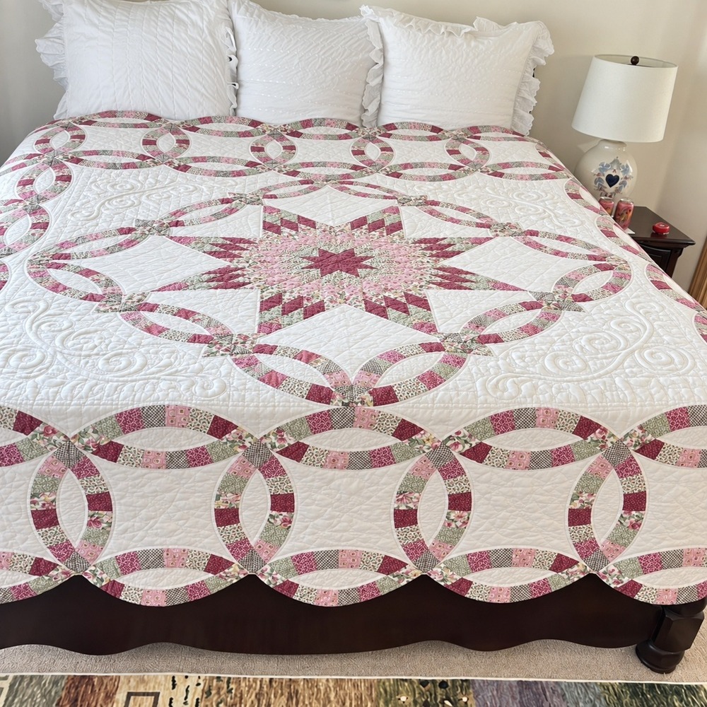 VTG 80s Hand Quilted Double Wedding Ring Star Patchwork Quilt King 90x103 Pink
